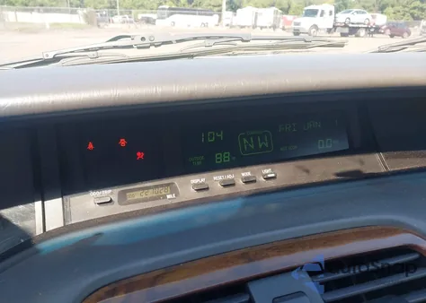 2002 Toyota Avalon Xls from USA, damaged, VIN 4T1BF28B52U246462